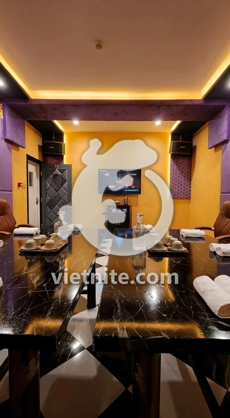 다낭 원오페라 가라오케 주류 세트 구성