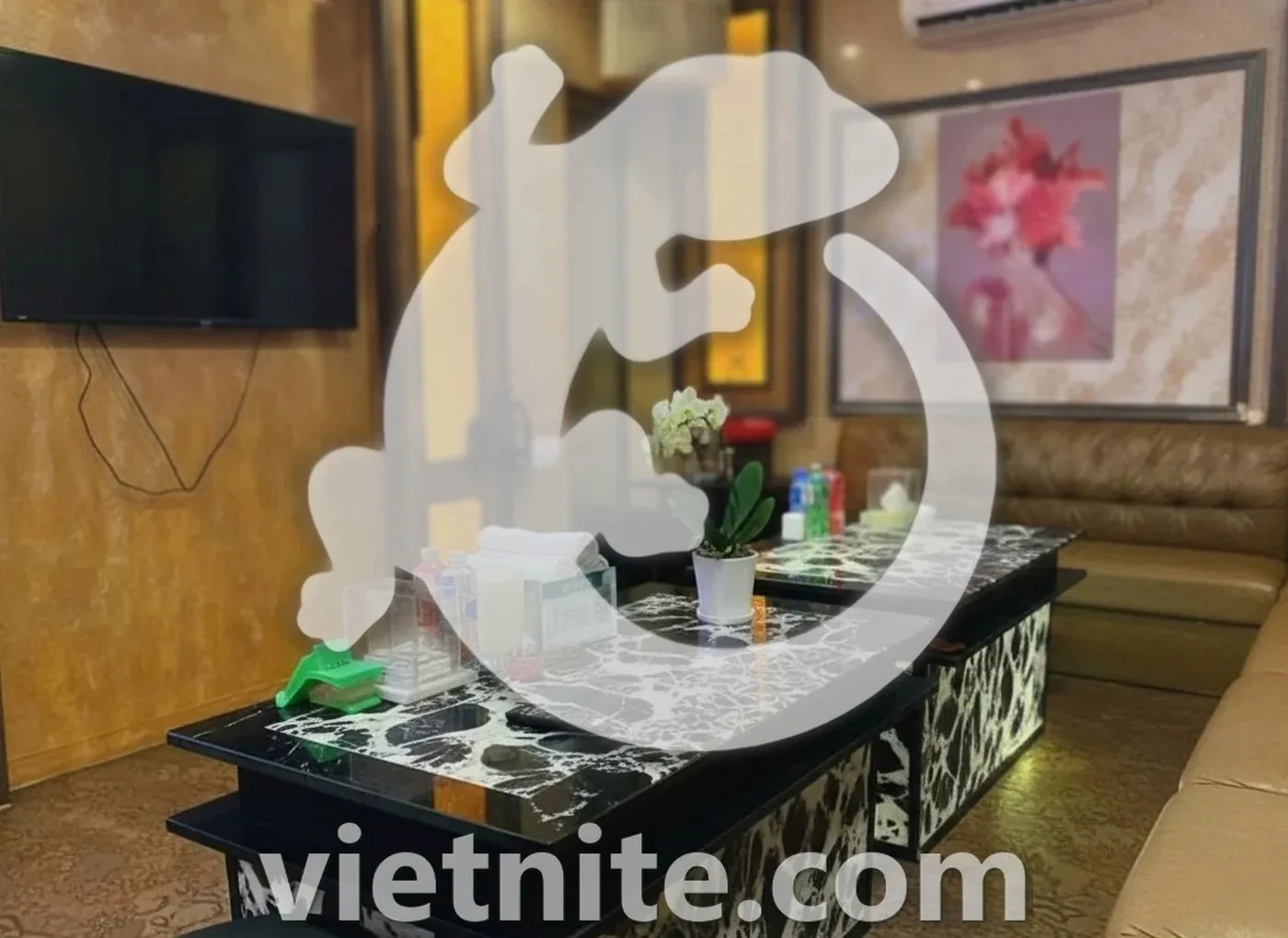하노이 궁 가라오케 룸 내부 3