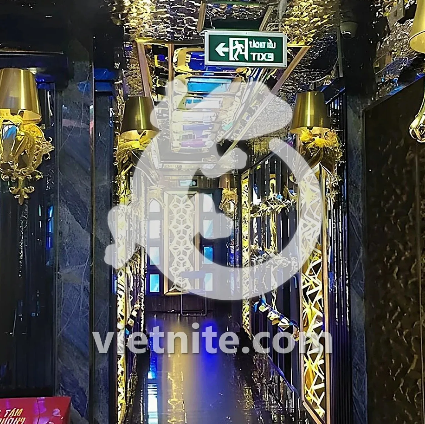 나트랑 킹덤 가라오케 차분한 조명의 룸
